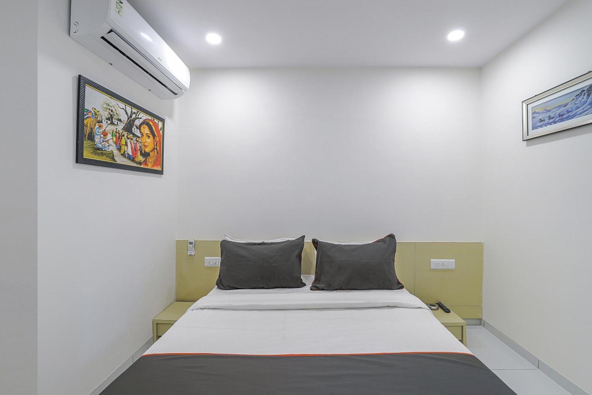 Hotel O La Veera アーメダバード エクステリア 写真